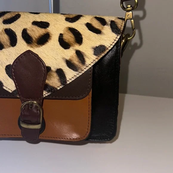 Leopard Hide and Leather Crossbody Satchel Purse - Picture 4 of 12